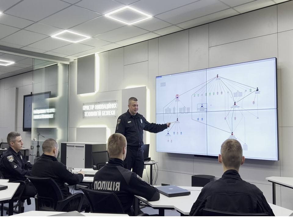 «Контрольована поставка»: в академії відпрацювали багатокомпонентну симуляцію з протидії наркозлочинності