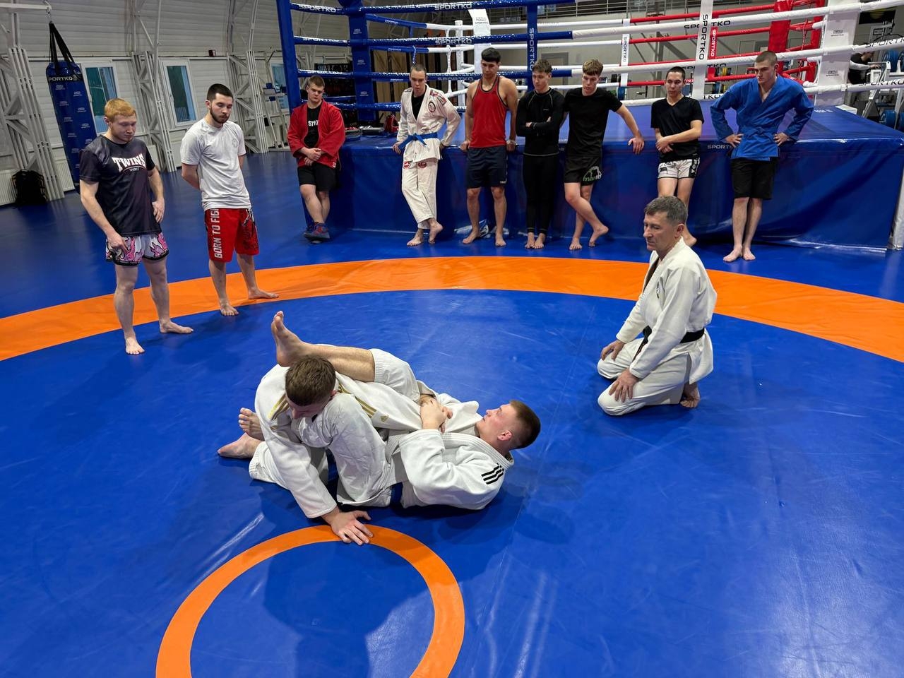 Семінар з рукопашного бою для курсантів НАВС під керівництвом судді міжнародної категорії Володимира Турченюка