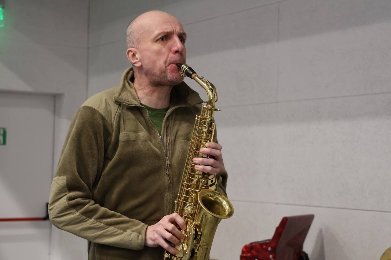 НАВС зміцнює традиції: зустріч курсантів із ветеранами реабілітаційного центру 