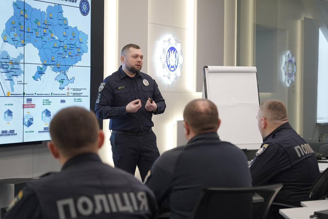 Кримінальний аналіз як основа управлінських рішень: лекція керівника Департаменту для очільників районних управлінь