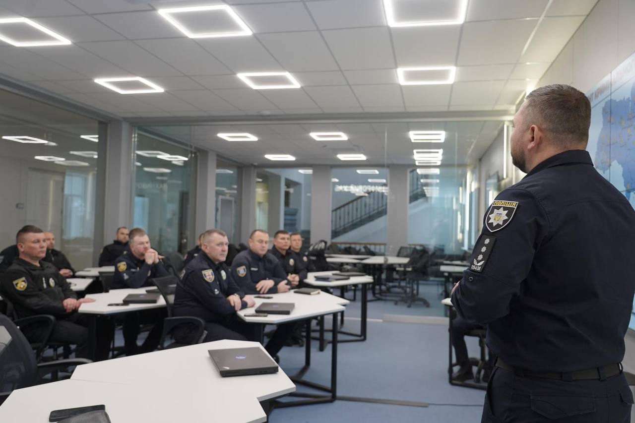 Кримінальний аналіз як основа управлінських рішень: лекція керівника Департаменту для очільників районних управлінь