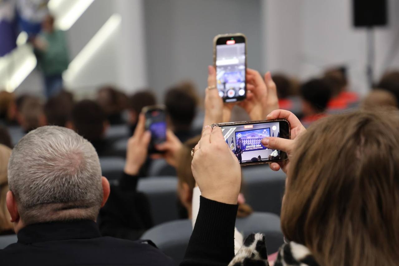 Урочистий і знаковий день: у НАВС відбувся випуск магістрів