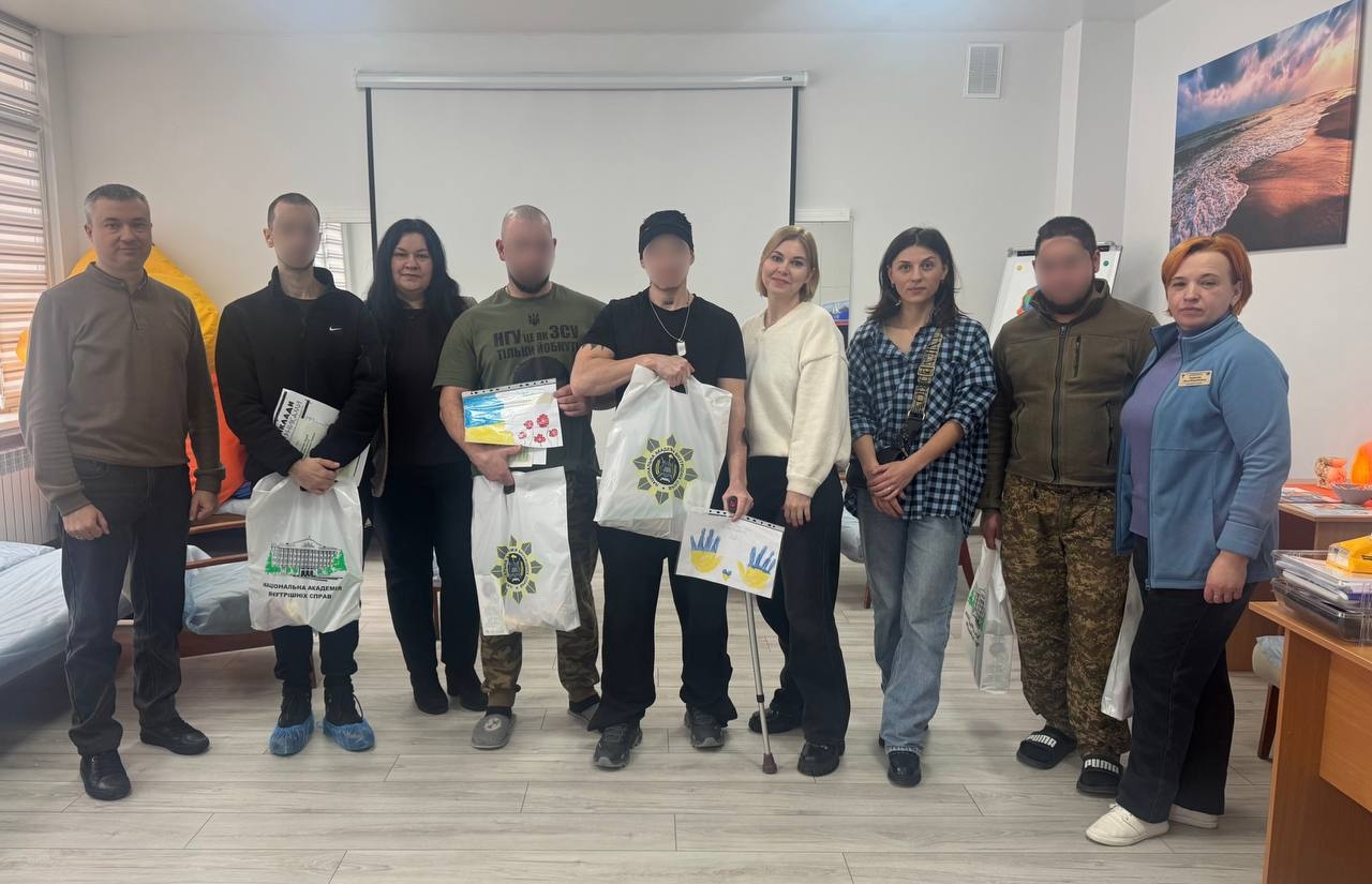 Студентки ІЗДН долучилися до занять із психоемоційного відновлення військовослужбовців