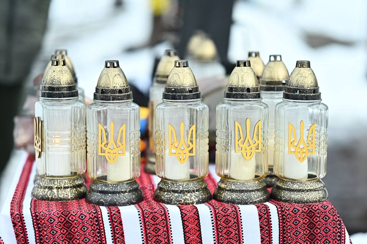 Курсанти НАВС ушанували пам’ять загиблих у битві за Мощун»