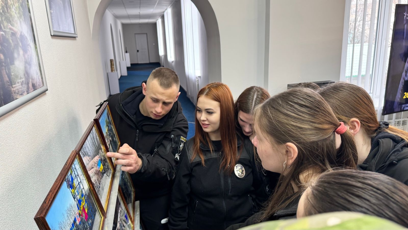Здобувачі освіти НАВС відвідали виставку в Музеї МВС України