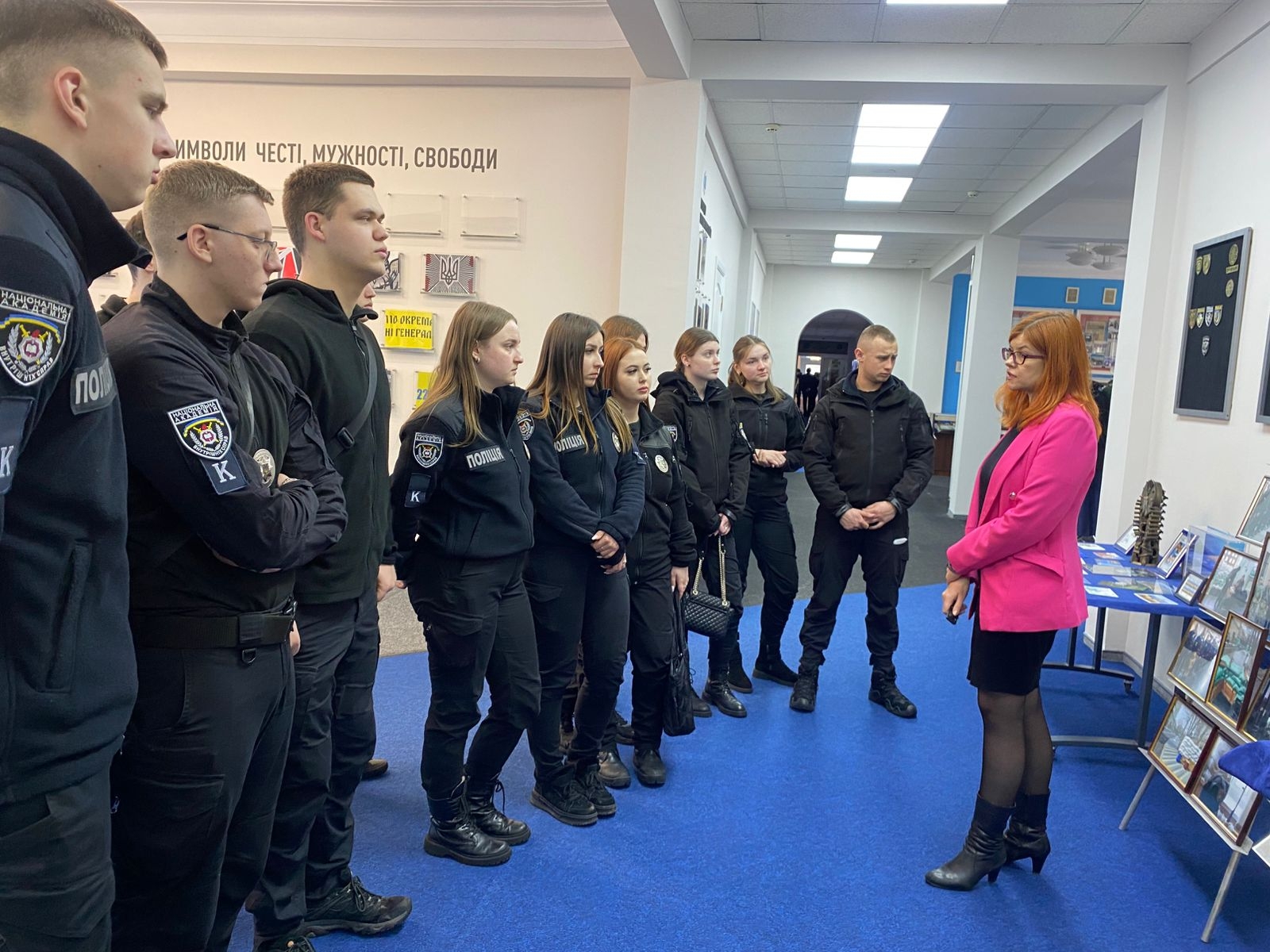 Здобувачі освіти НАВС відвідали виставку в Музеї МВС України