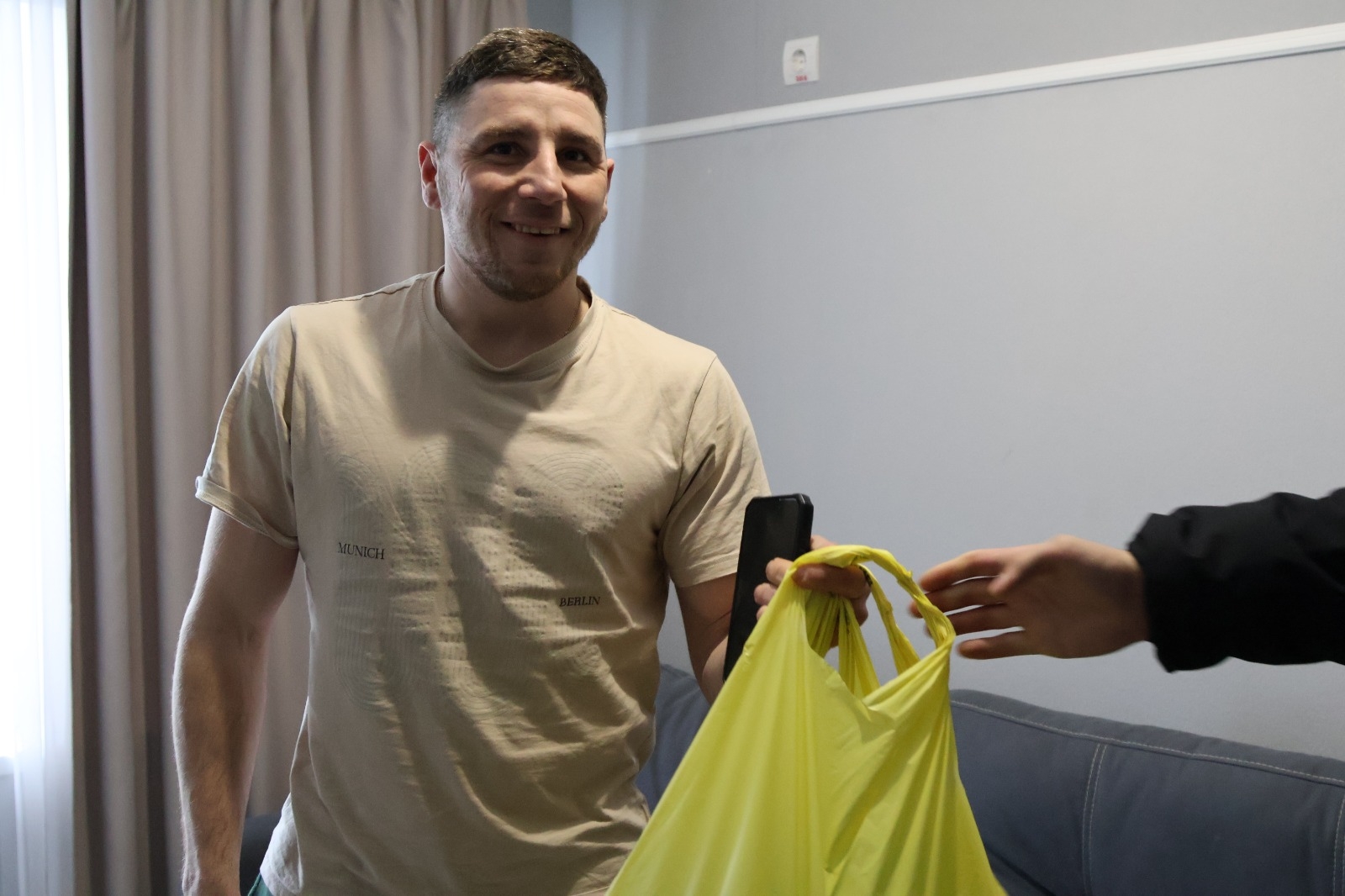 Турбота й підтримка: курсанти відвідали ветеранів у реабілітаційному центрі-1