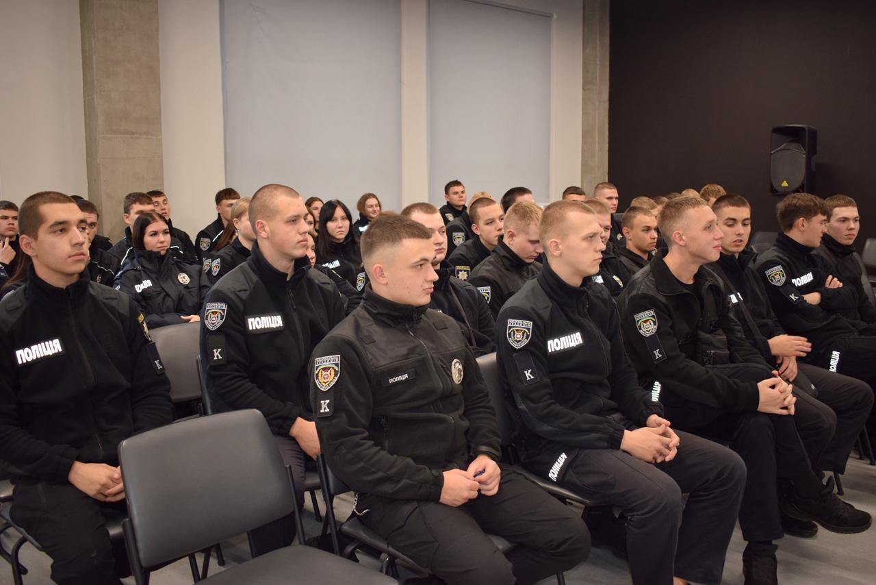 Інформаційно-просвітницька зустріч для курсантів НАВС до Дня спротиву окупації Криму