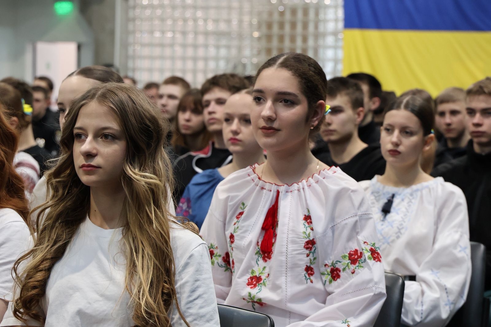 Концертна програма в ННІПД на вшанування Кобзаря