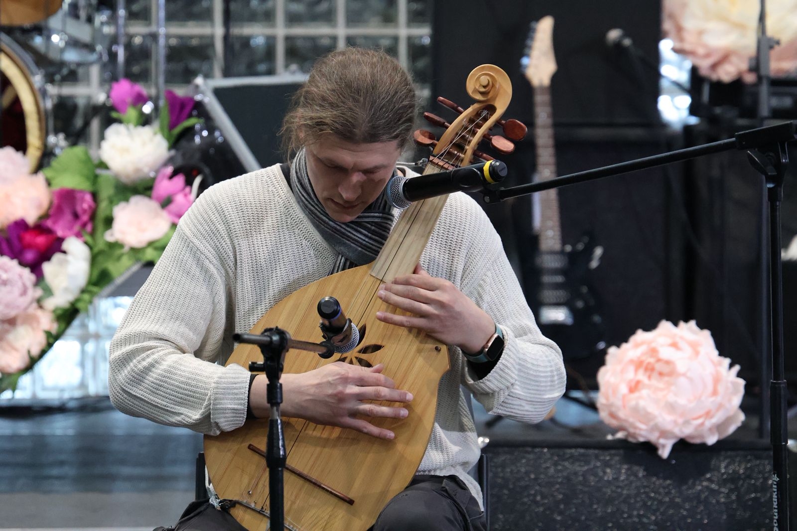 Концертна програма в ННІПД на вшанування Кобзаря
