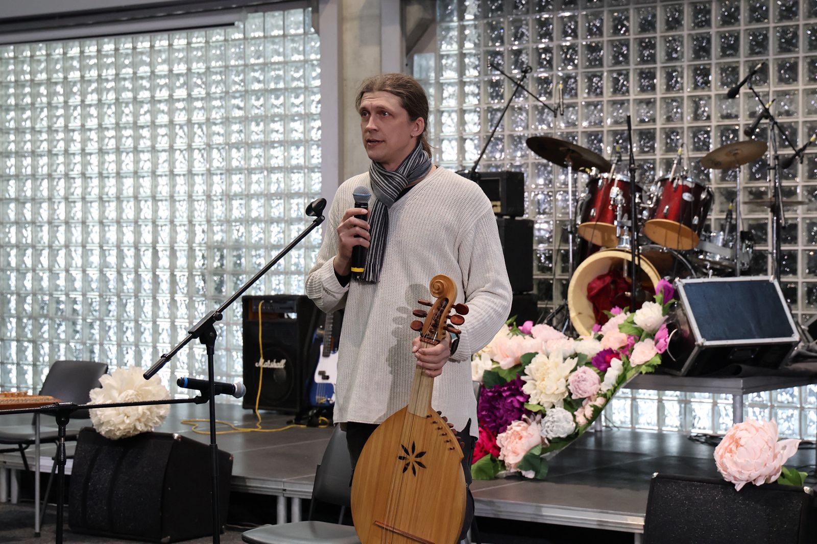 Концертна програма в ННІПД на вшанування Кобзаря