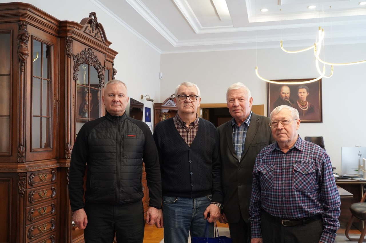 У НАВС привітали з Днем народження ветерана міліції