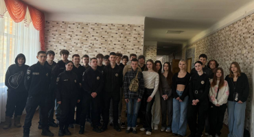 Курсанти-криміналісти НАВС провели профорієнтаційну зустріч зі школярами столиці