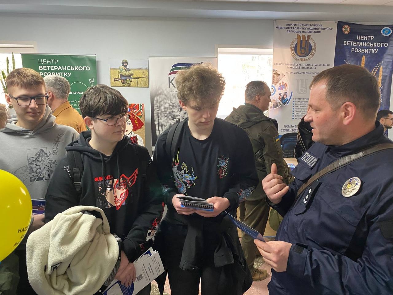 Представники НАВС долучилися до Ярмарку освітніх можливостей для ветеранів та їх родин