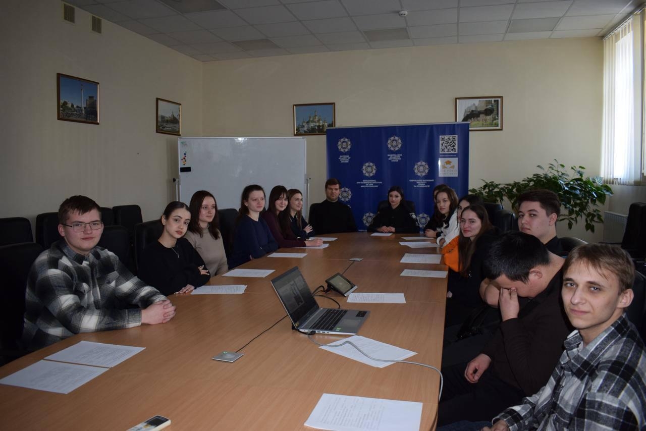 Науковий гурток «NOMOS» обговорив євроінтеграцію та роль жінок у секторі безпеки