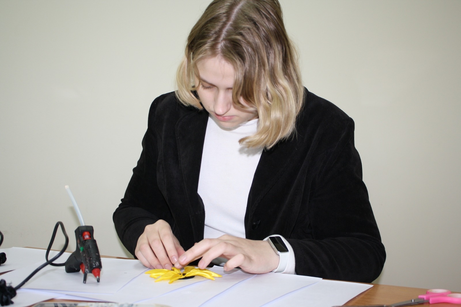 Майстерня єдності: студентське самоврядування створює «Соняхи пам’яті»-1