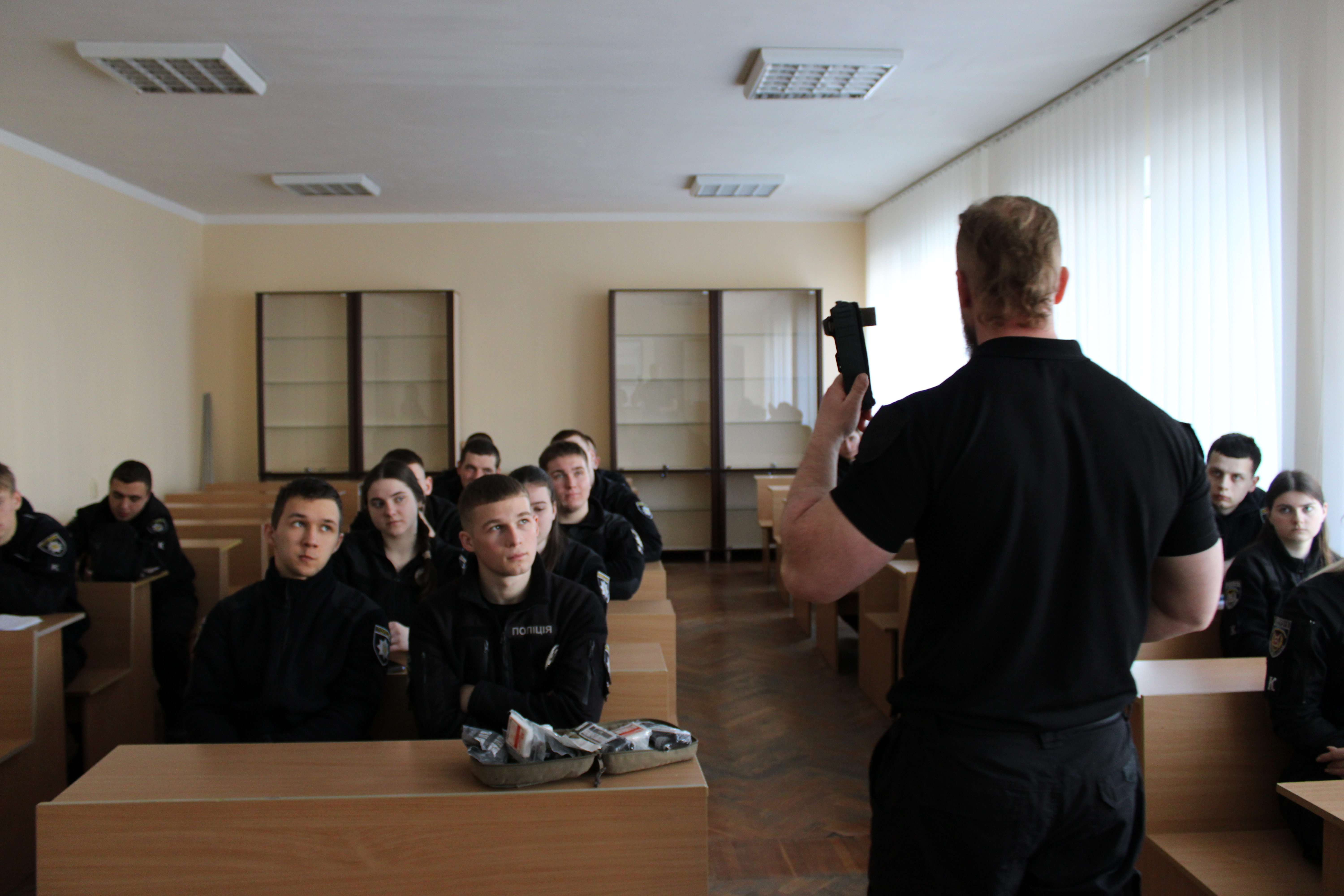 Тактична медицина: практичний досвід для курсантів і студентів ННЕКІ НАВС-1