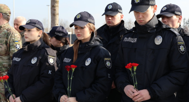 Курсанти ННІПД долучилися до церемонії поховання військовослужбовців ЗСУ