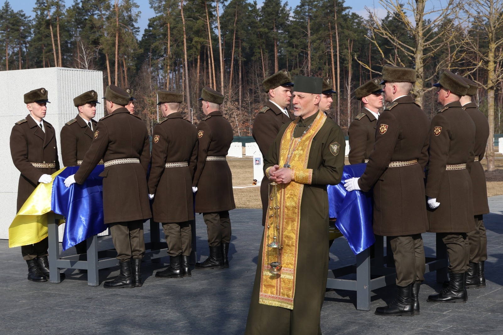 Курсанти ННІПД долучилися до церемонії поховання військовослужбовців ЗСУ-1
