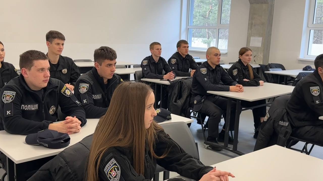 Психологічні механізми розвитку лідерства у курсантів-1