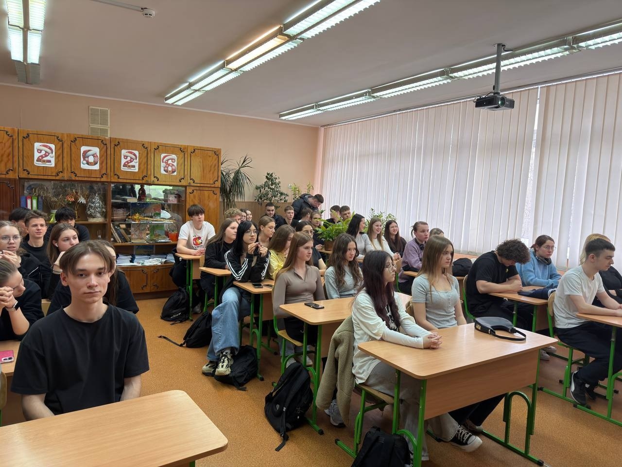 Здобувачі вищої освіти провели профорієнтаційні заходи для ліцеїстів-1