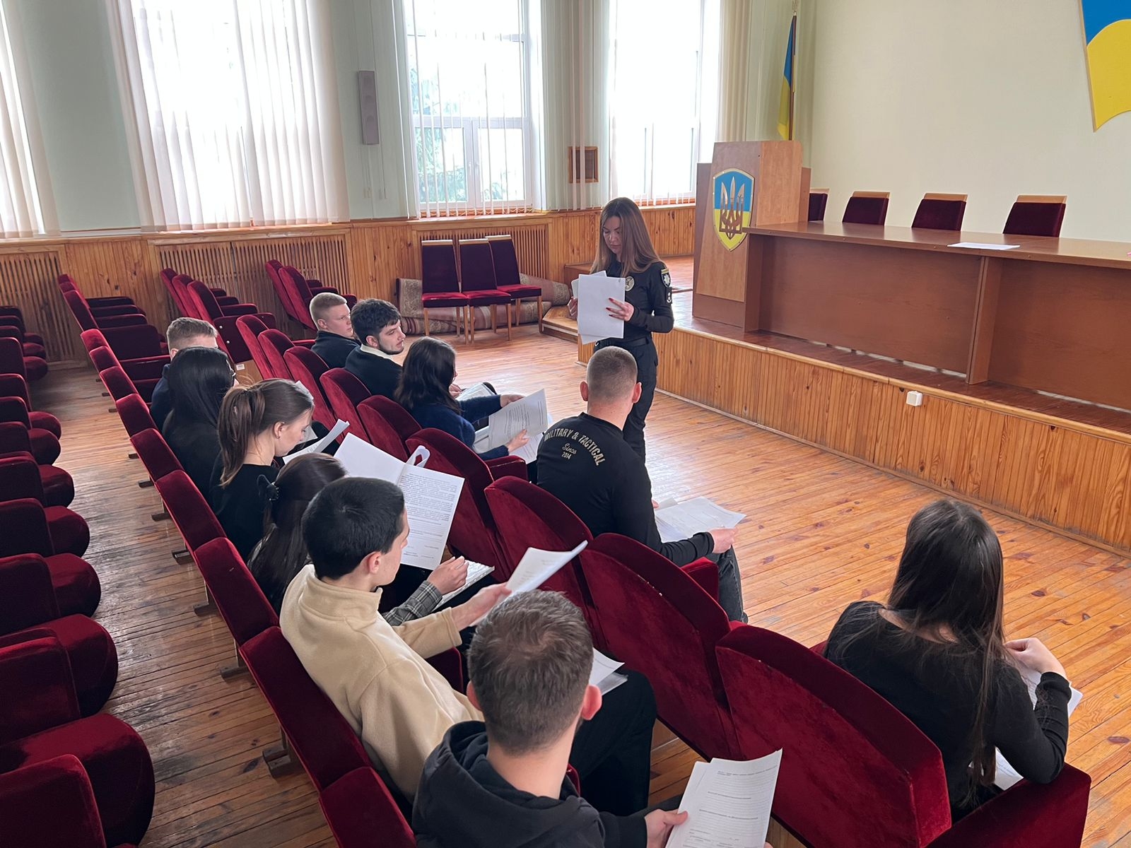 Дисципліна, законність, досвід: як курсанти випускних курсів проходять стажування в поліції-1