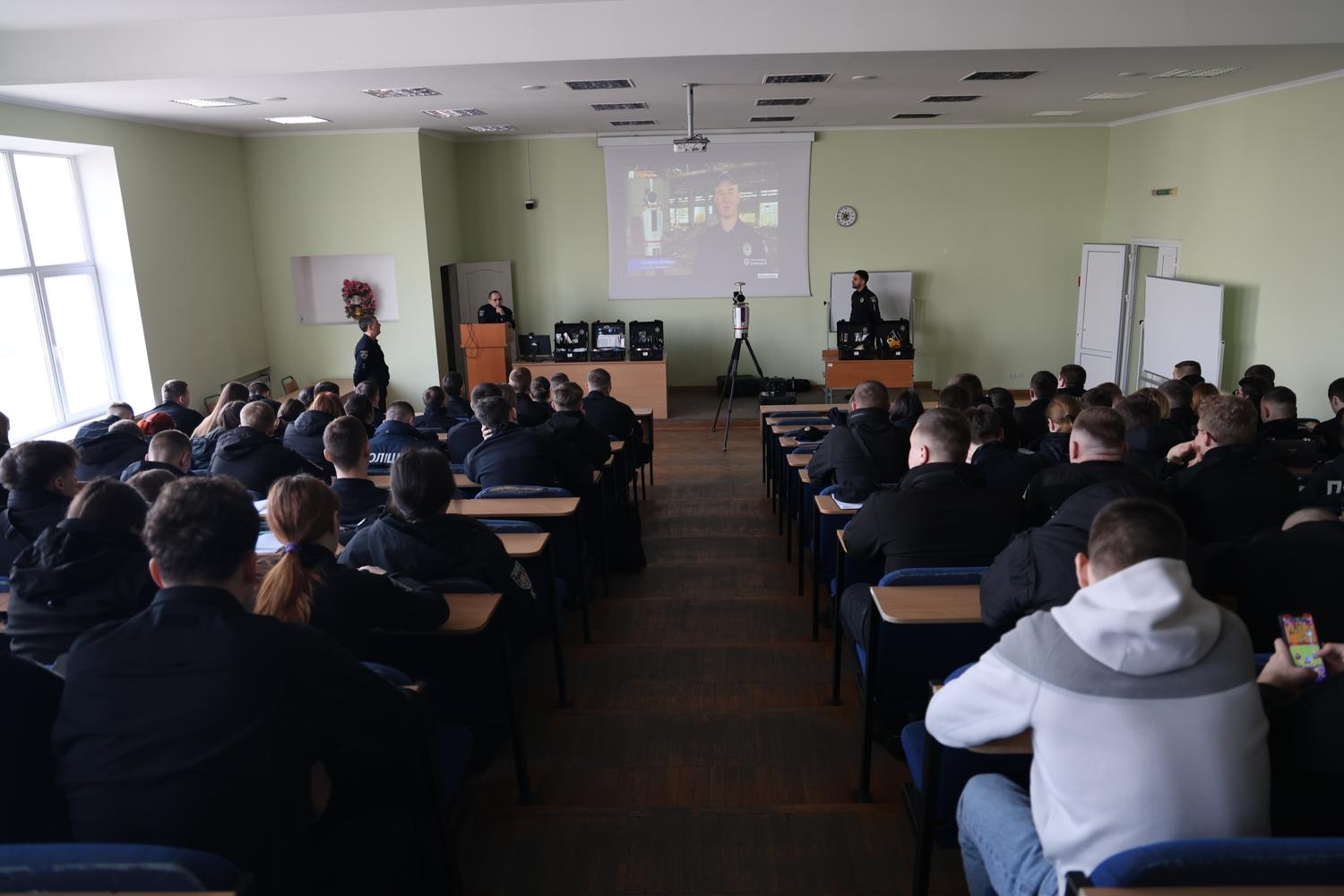 Представники Управління криміналістичного забезпечення ГСУ НПУ долучаються до підготовки майбутніх слідчих