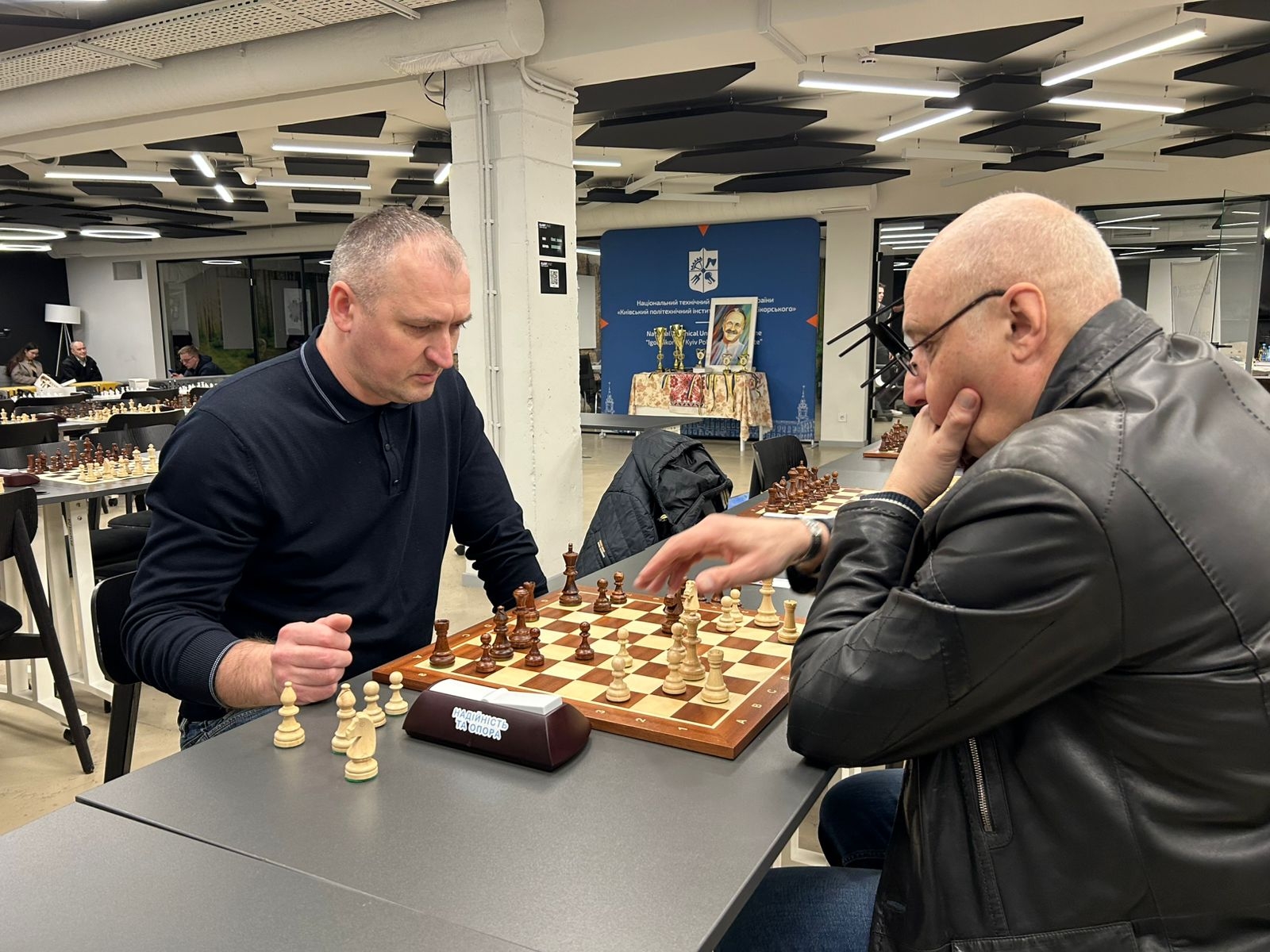 Київські турніри з шахів: впевнена гра представників НАВС