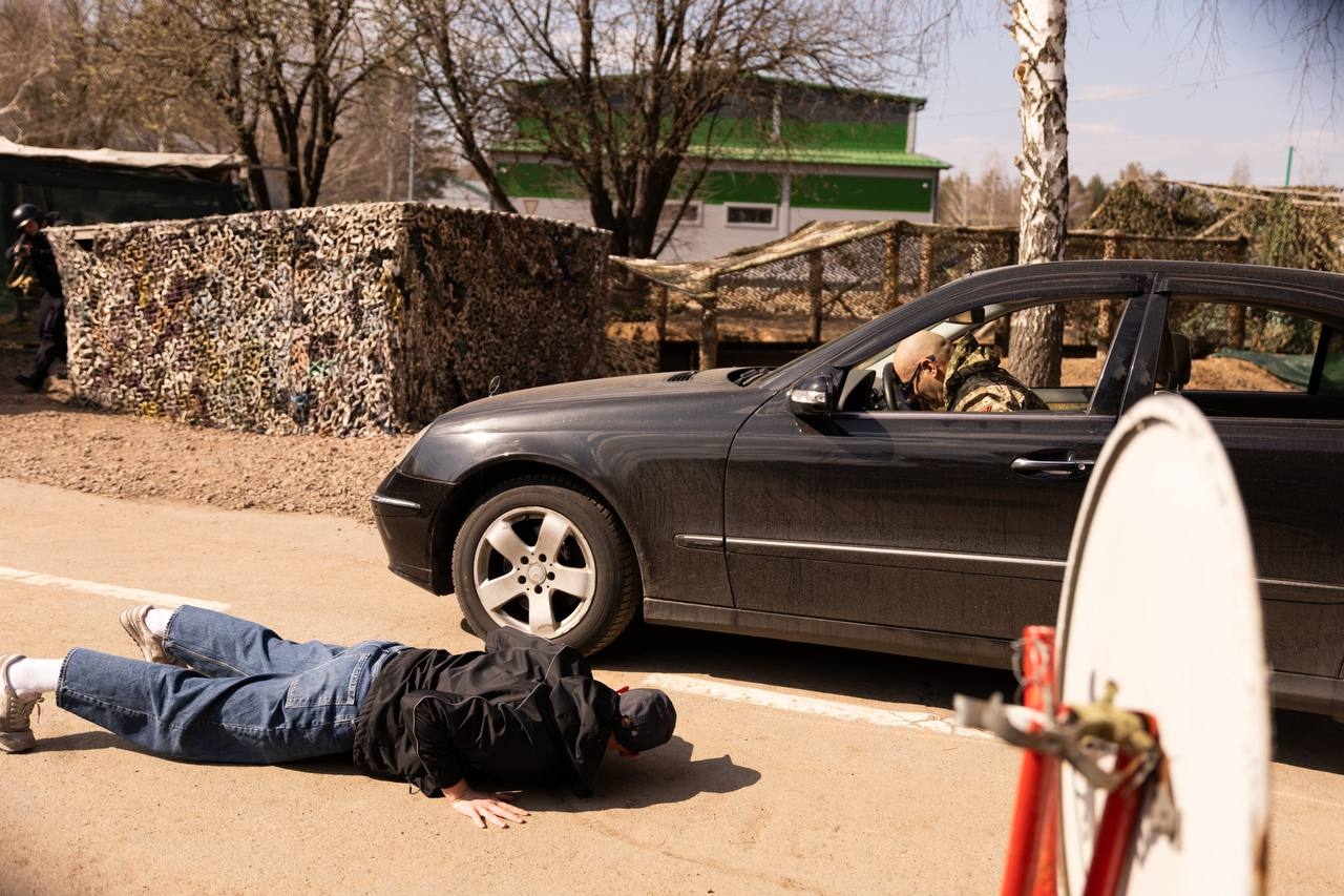 Навчання на блокпості в умовах бойових загроз: курсанти НАВС відпрацювали комплексні алгоритми дій