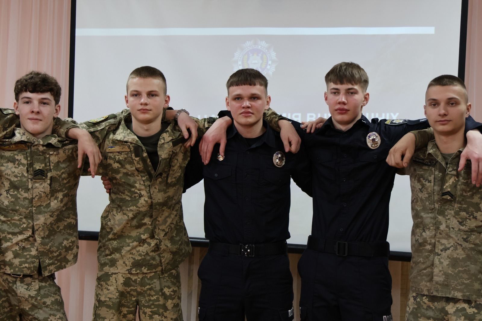 Діалог із майбутніми вступниками: курсанти НАВС відвідали Волинський ліцей