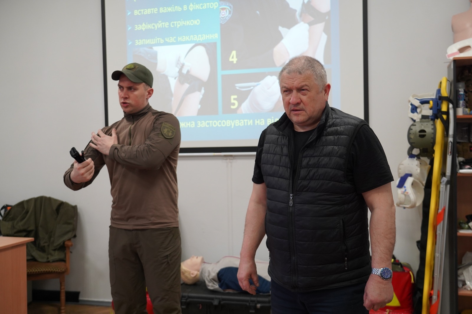 Відпрацювання протоколу M.A.R.C.H.: у НАВС провели бінарне заняття з домедичної підготовки