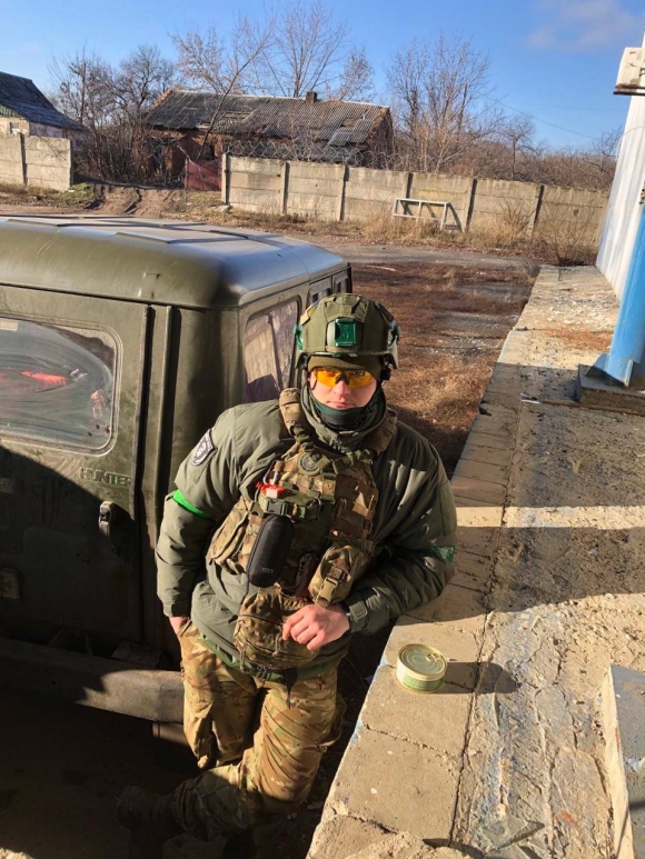 Диплом незламності: випускнику НАВС вручили відзнаку в госпіталі