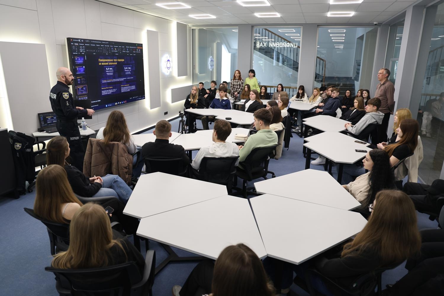 Документування воєнних злочинів: лекція для майбутніх юристів і правоохоронців