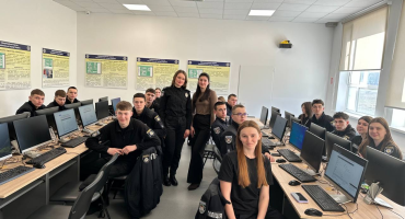 Бінарні заняття за участю працівника практичного підрозділу Національної поліції України