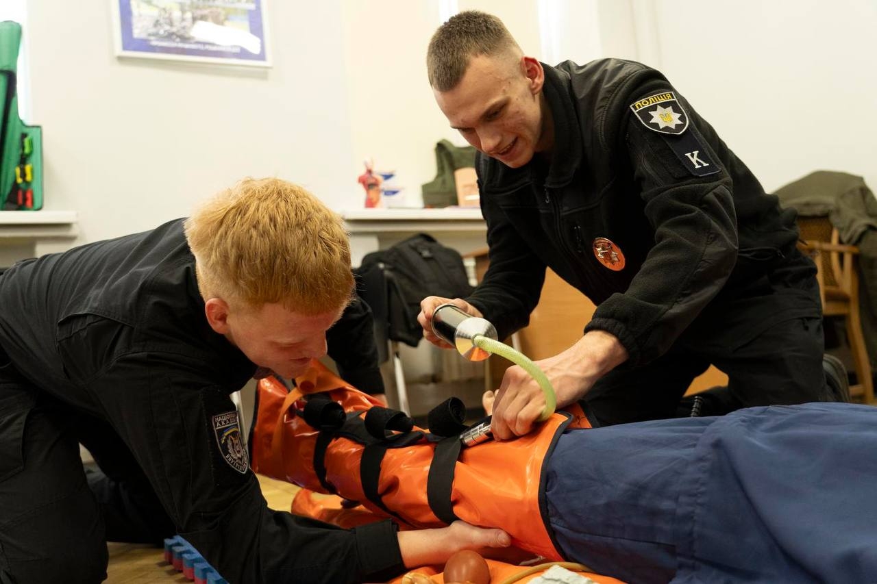 Науково-практичний семінар НАВС з домедичної підготовки: підготовка майбутніх поліцейських 