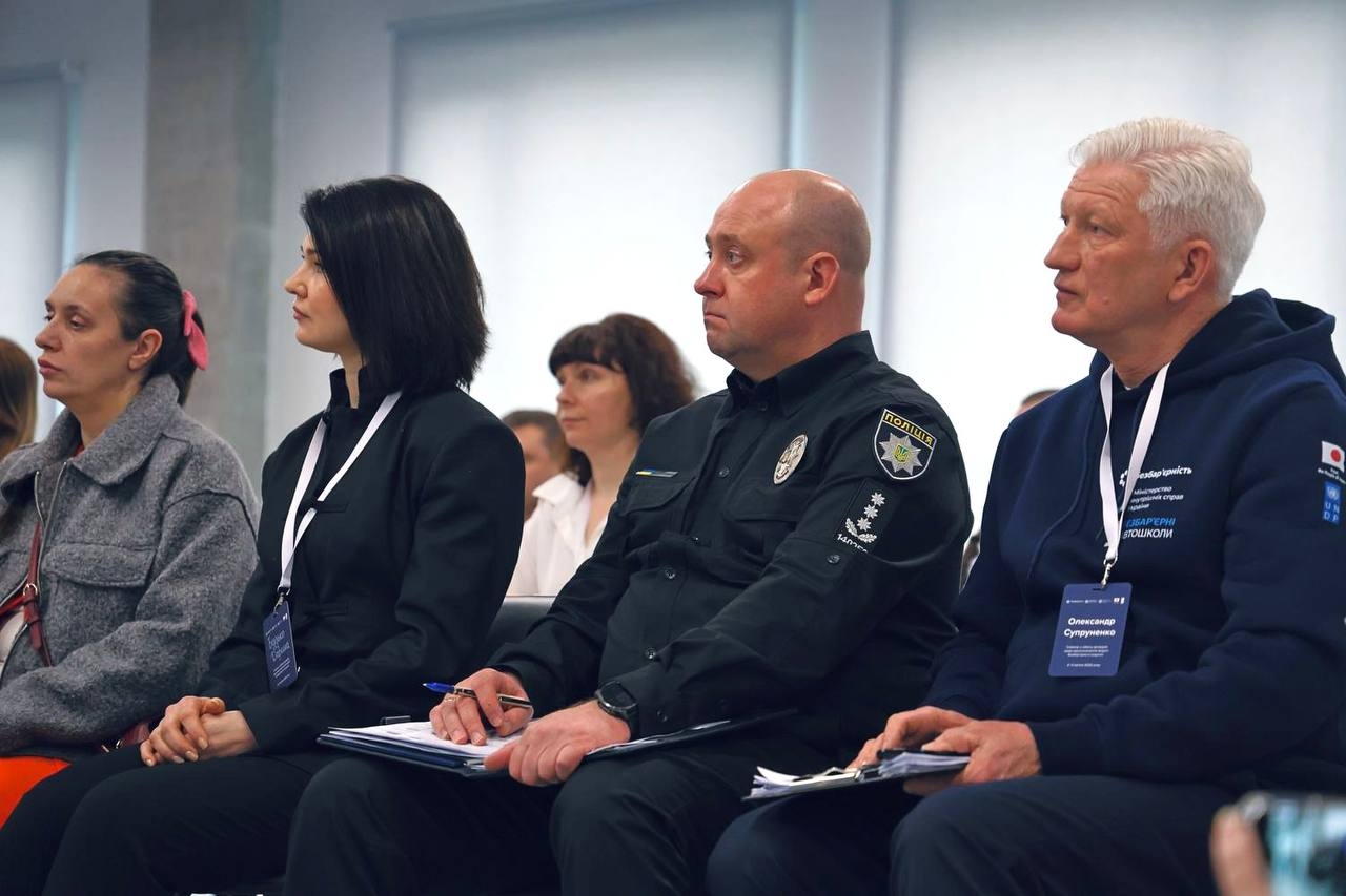 Безбар’єрність у дії: у НАВС обговорили сучасні підходи до доступного й безпечного водіння