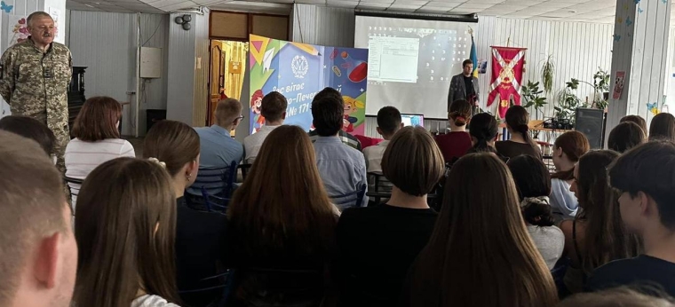 Кафедра теорії, історії та філософії права ННІПП сприяє  свідомому вибору професії