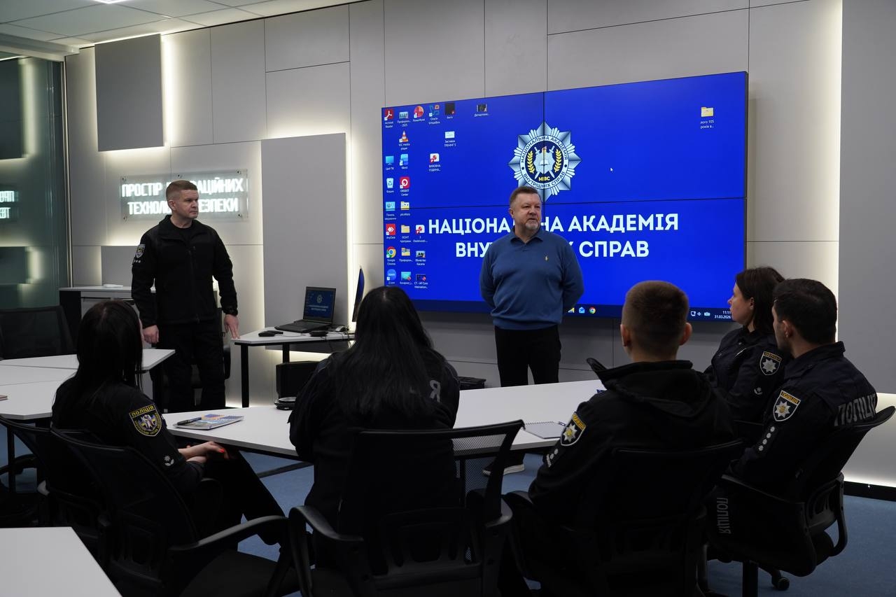 Дружнє середовище для дитини під час досудового розслідування: досвід і міжнародні стандарти