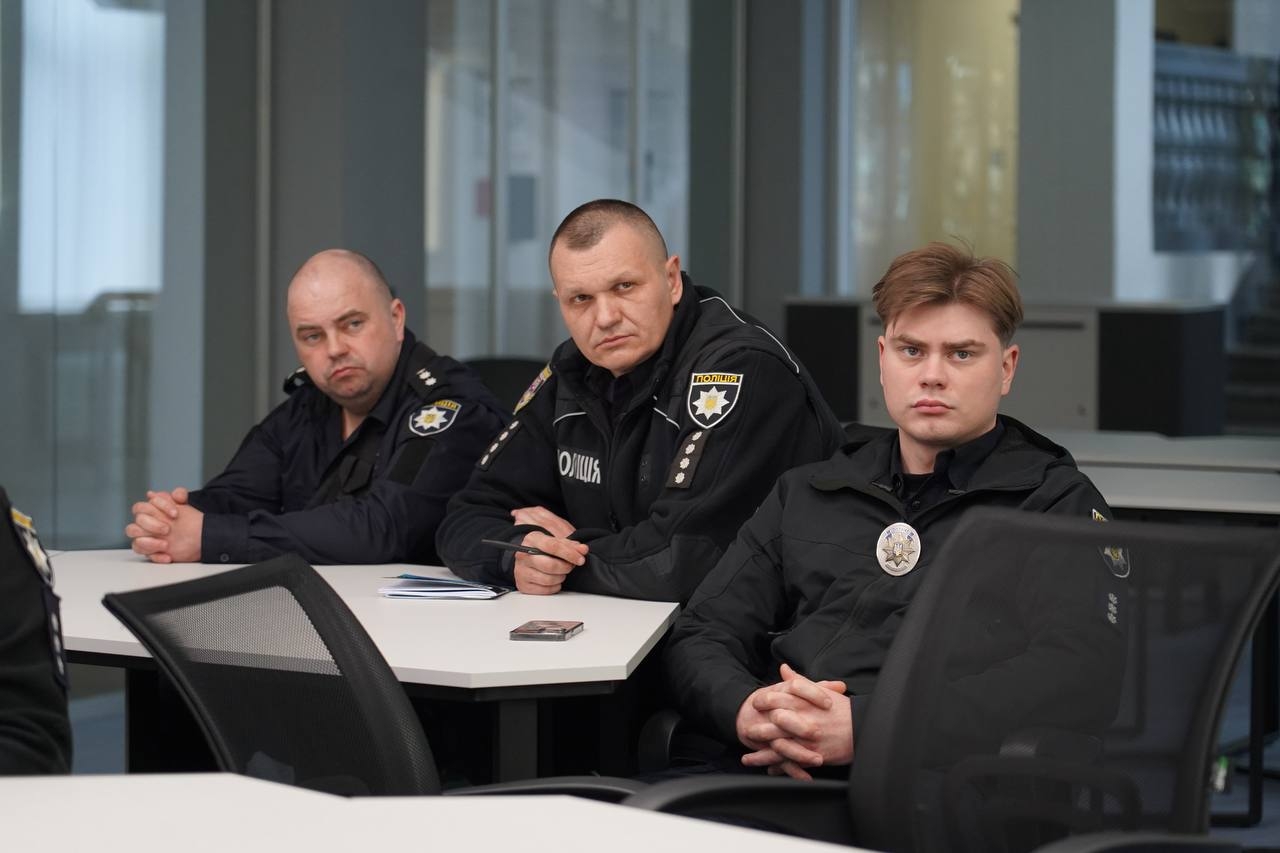 Дружнє середовище для дитини під час досудового розслідування: досвід і міжнародні стандарти