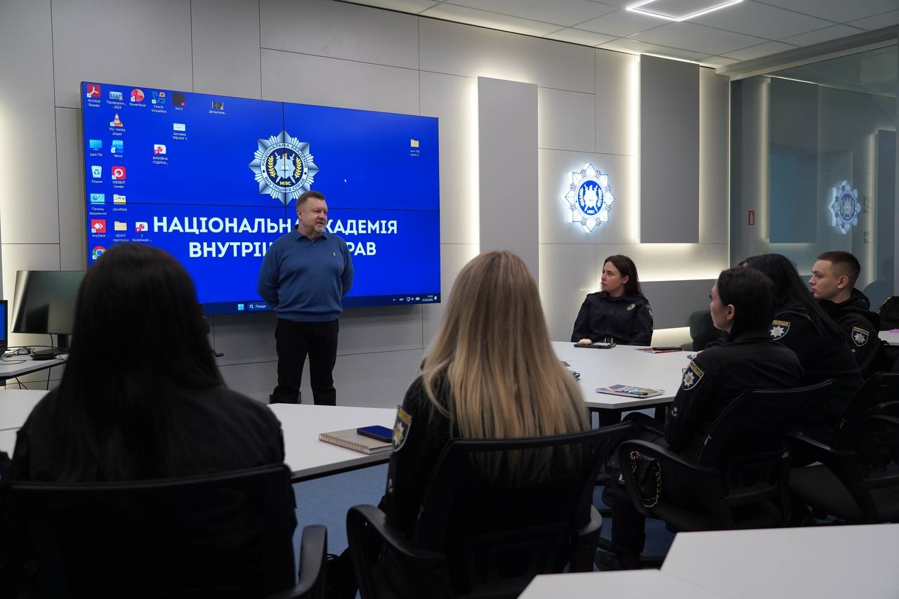 Дружнє середовище для дитини під час досудового розслідування: досвід і міжнародні стандарти