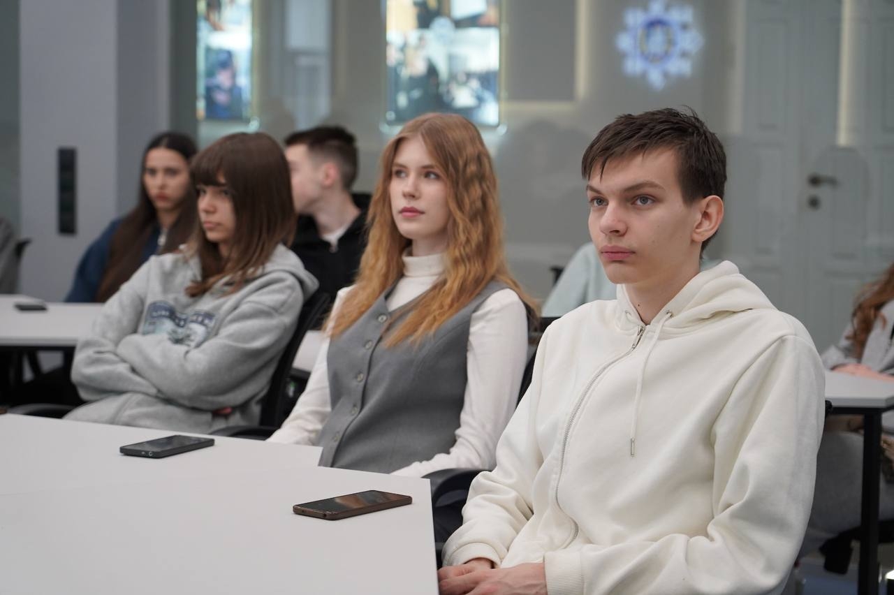 Освітній візит до НАВС: лекція з кібербезпеки та екскурсія в Музей МВС