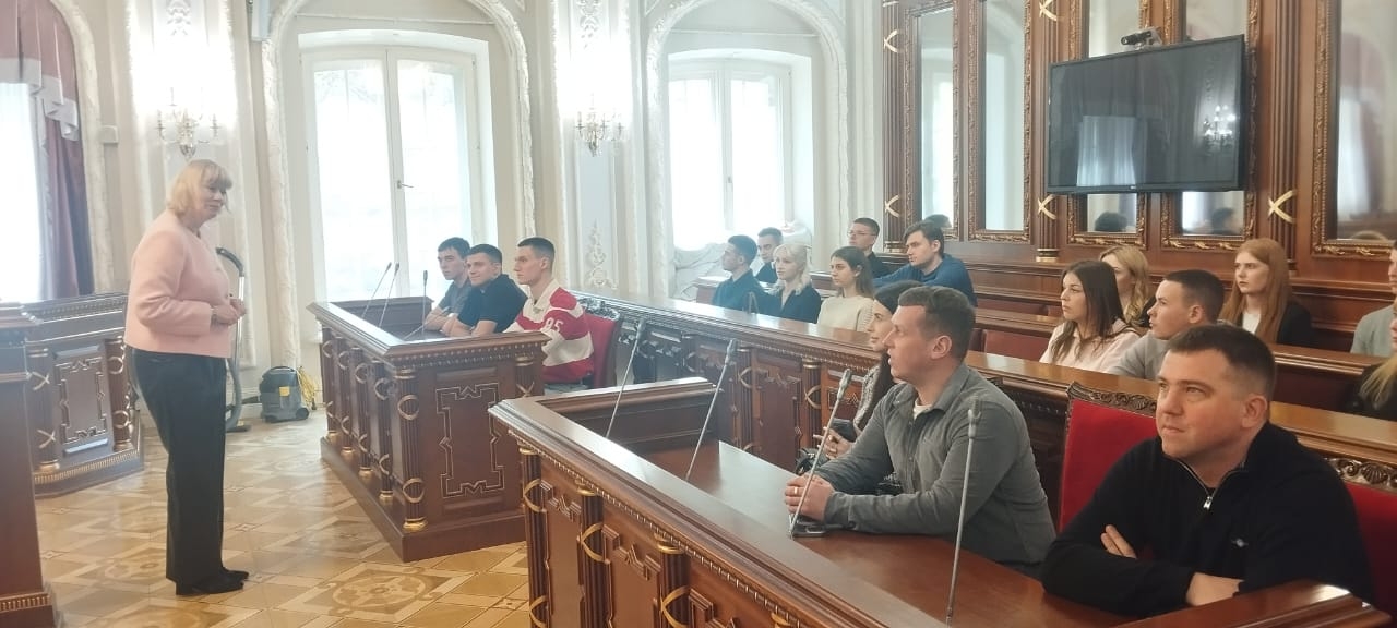 НАВС у серці правосуддя: майбутні правоохоронці відвідали Верховний Суд