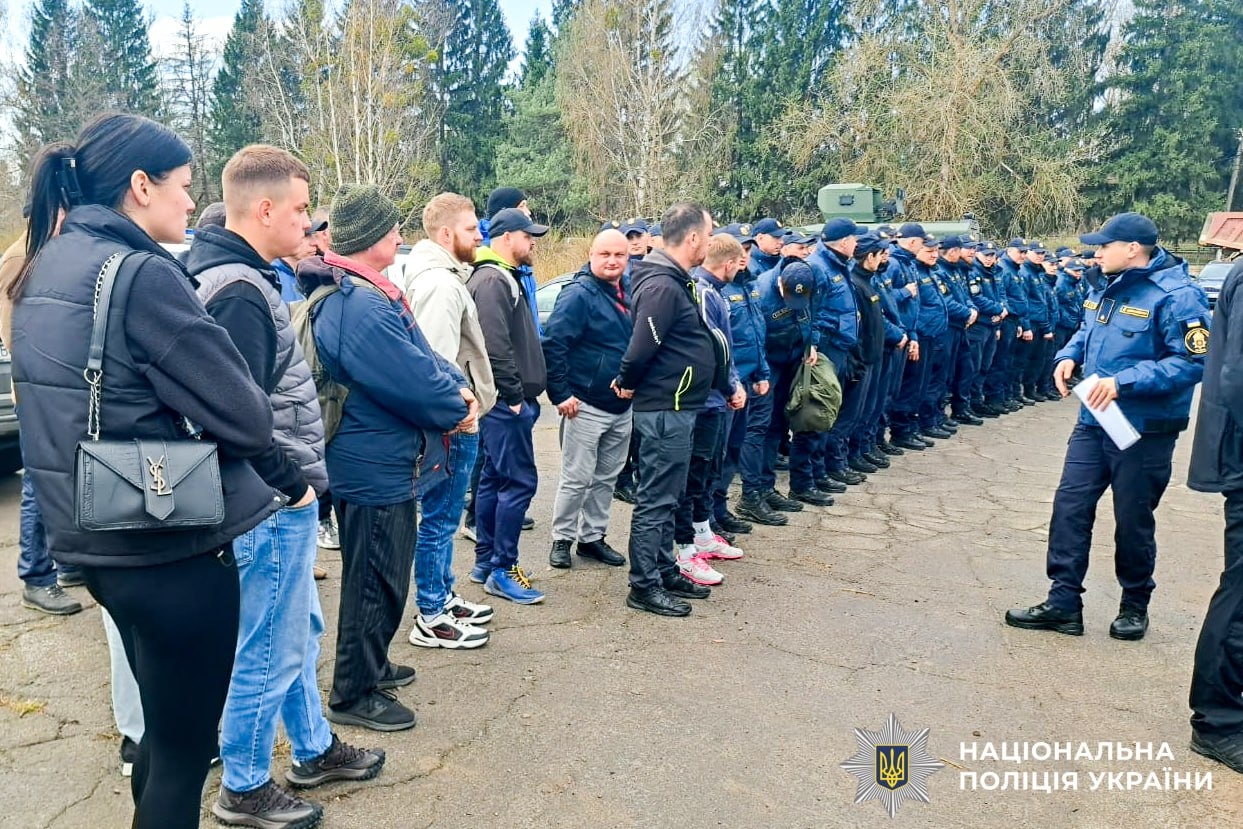 Курсанти НАВС долучилися до масштабних пошуків зниклого хлопчика на Рівненщині: дитину вдалося врятувати