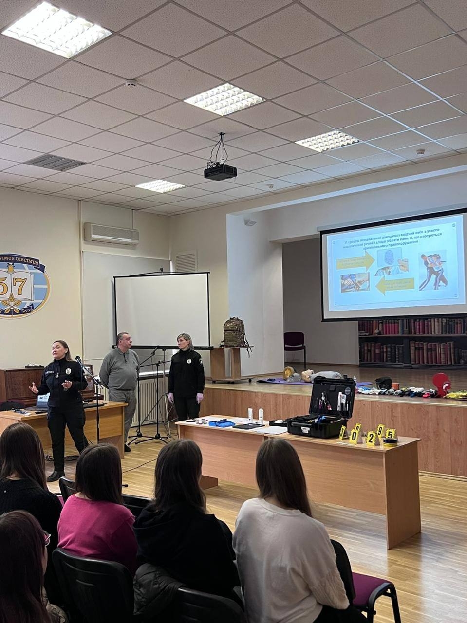 Профорієнтаційні зустрічі: як старшокласники відкривають світ правоохоронної професії