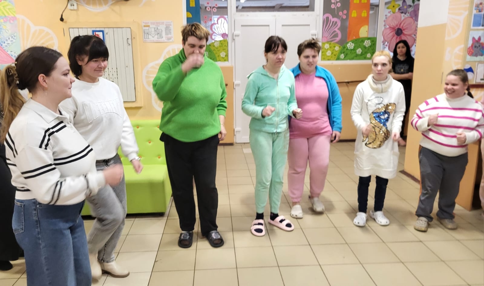 ВЕЛИКДЕНЬ ЄДНАЄ СЕРЦЯ: АКАДЕМІЧНА РОДИНА ДАРУЄ РАДІСТЬ ДІТЯМ