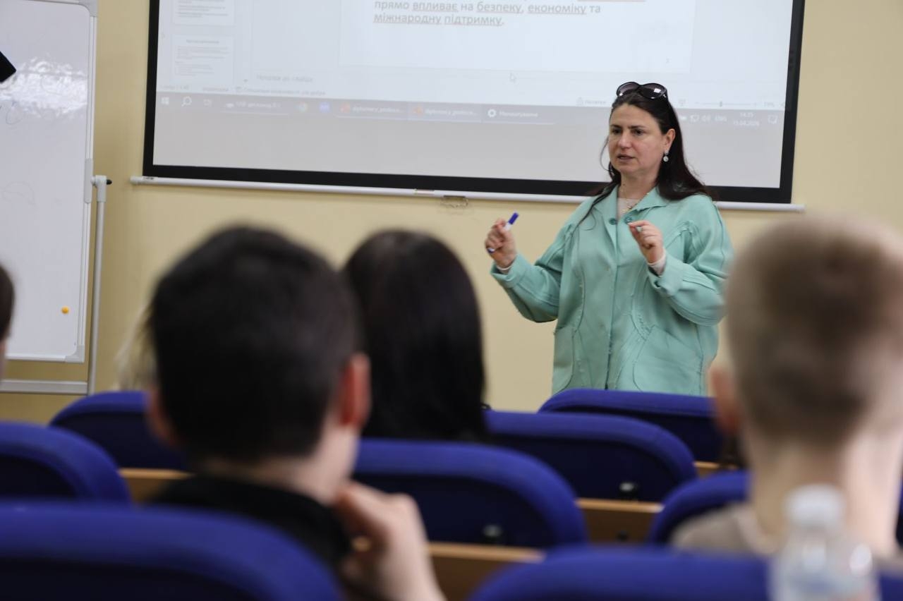 Міжнародний протокол як мова професійної комунікації: у ННІПП НАВС відбулося бінарне заняття